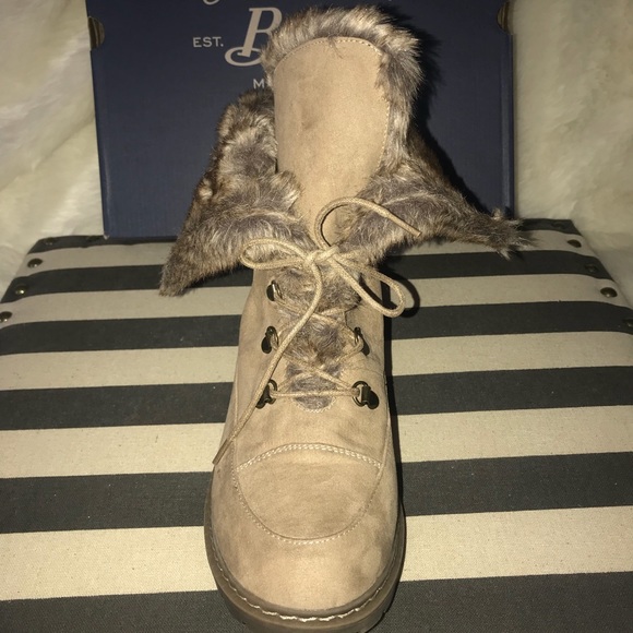 New 2 way Wear GH Bass Faux Suede Fur Boots Taupe - Picture 2 of 8
